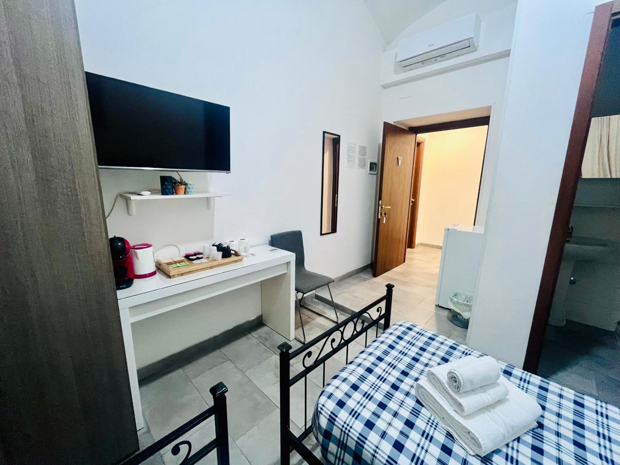 Grandis Rooms Rome Bagian luar foto