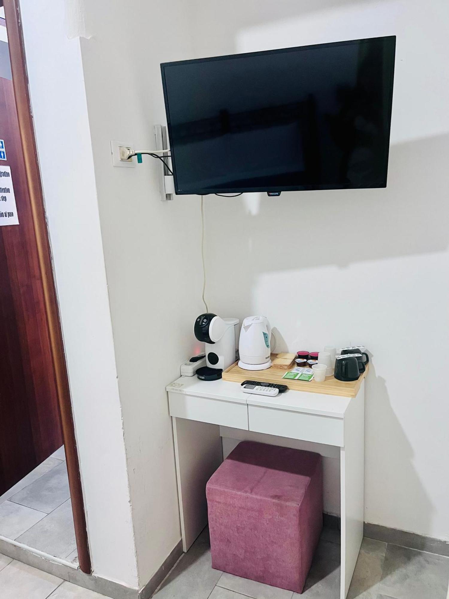 Grandis Rooms Rome Bagian luar foto