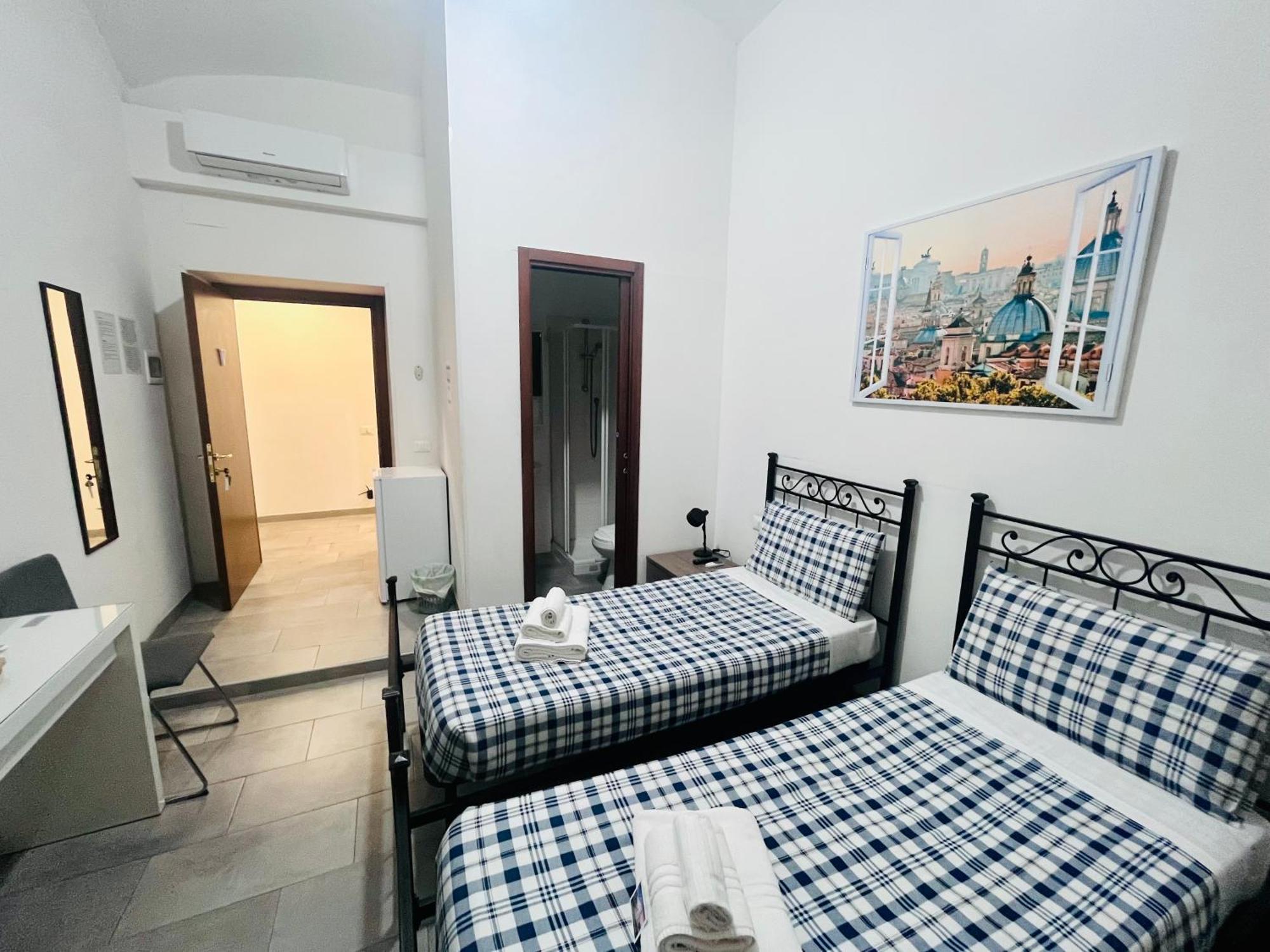 Grandis Rooms Rome Bagian luar foto