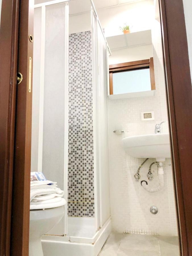 Grandis Rooms Rome Bagian luar foto
