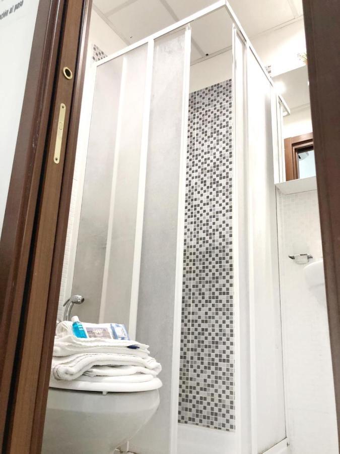 Grandis Rooms Rome Bagian luar foto